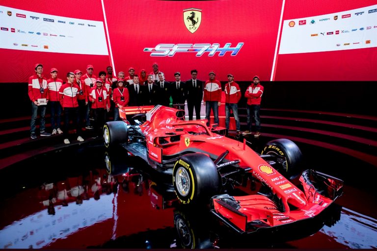 Ferrari reveló su SF71H con el que busca terminar la sequía de títulos