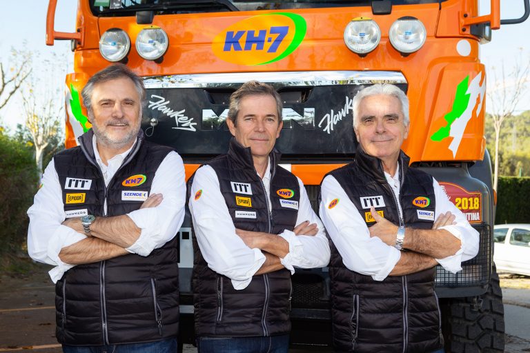 El KH-7 Epsilon Team vuelve a la carga en el Dakar con Juvanteny, Criado y Domènech