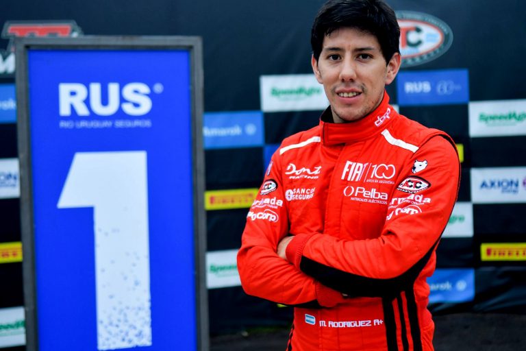 Matías Rodríguez a bordo de la Fiat Toro logró la pole en La Plata