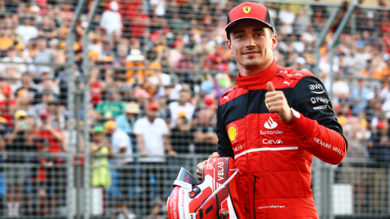 Leclerc gana la pole position en Australia